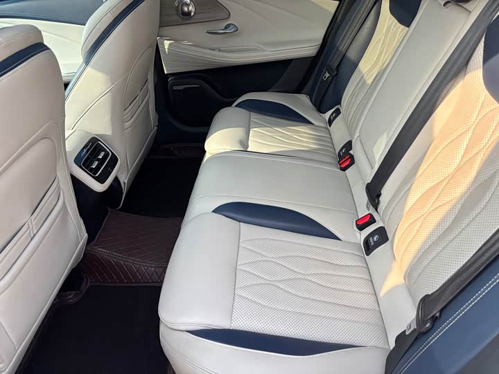 Фото 6 - Chery Arrizo 8