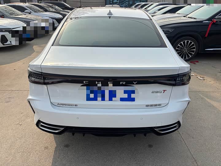 Фото 8 - Chery Arrizo 8