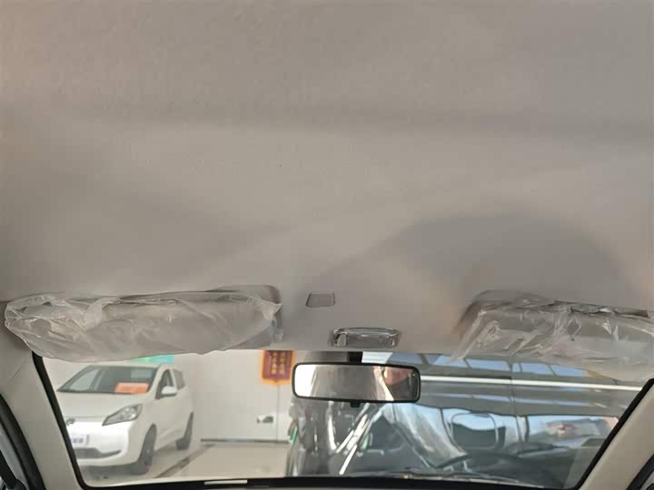 Фото 18 - Dongfeng Nammi Nano EX1