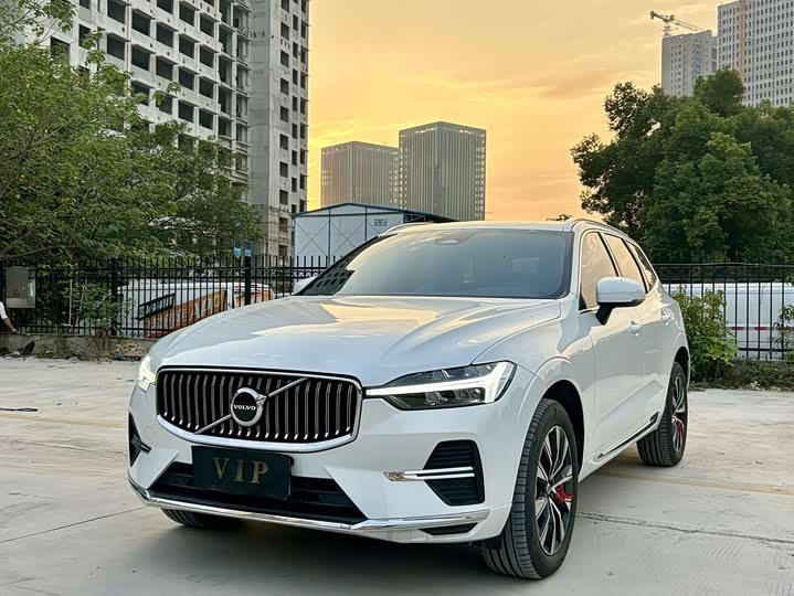 Фото 1 - Volvo XC60