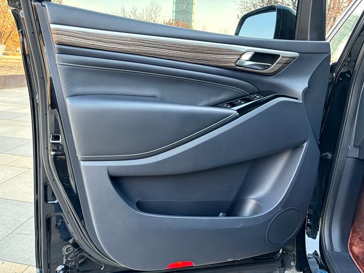 Фото 15 - GAC Trumpchi M8