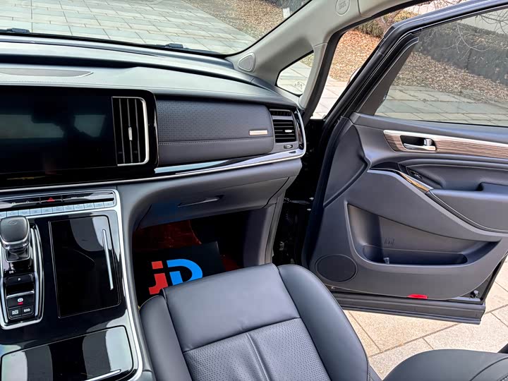 Фото 19 - GAC Trumpchi M8