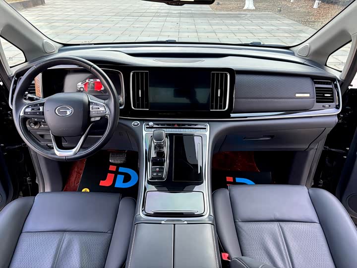 Фото 26 - GAC Trumpchi M8