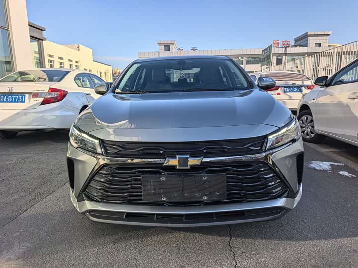 Фото 2 - Chevrolet Monza