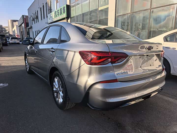 Фото 9 - Chevrolet Monza