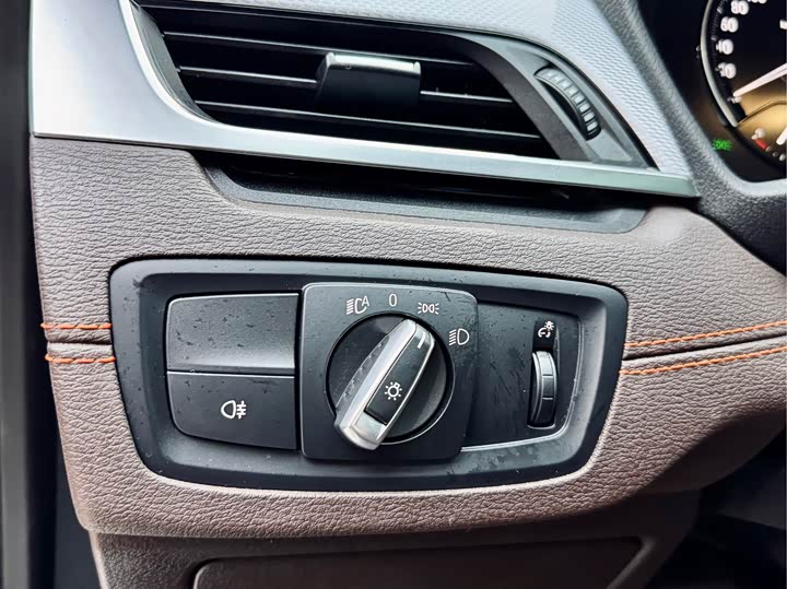 Фото 13 - BMW X2