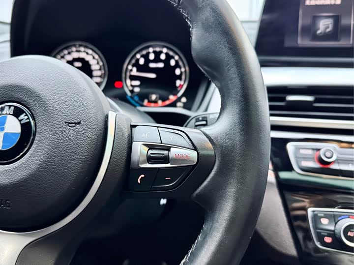 Фото 22 - BMW X2