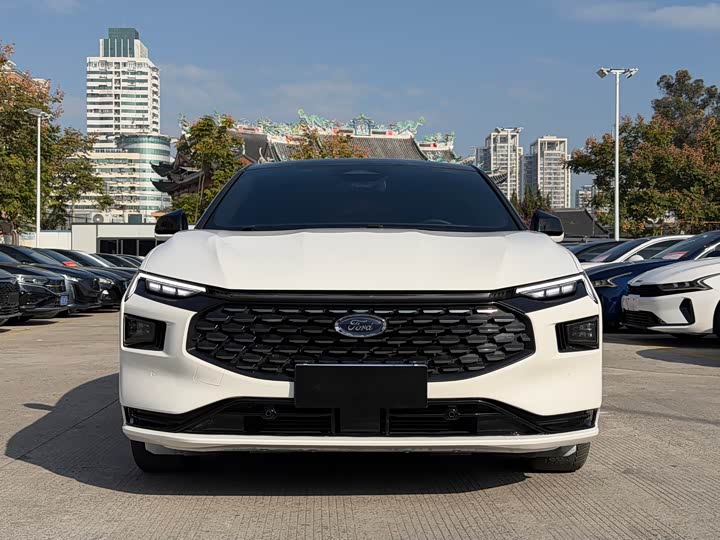 Фото 2 - Ford Mondeo