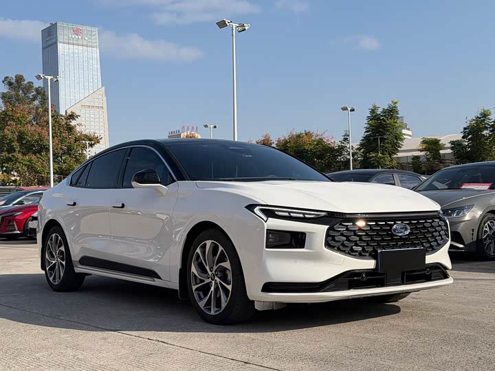 Фото 3 - Ford Mondeo