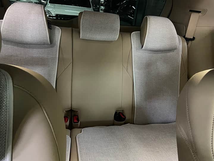 Фото 12 - Buick GL8 Hybrid