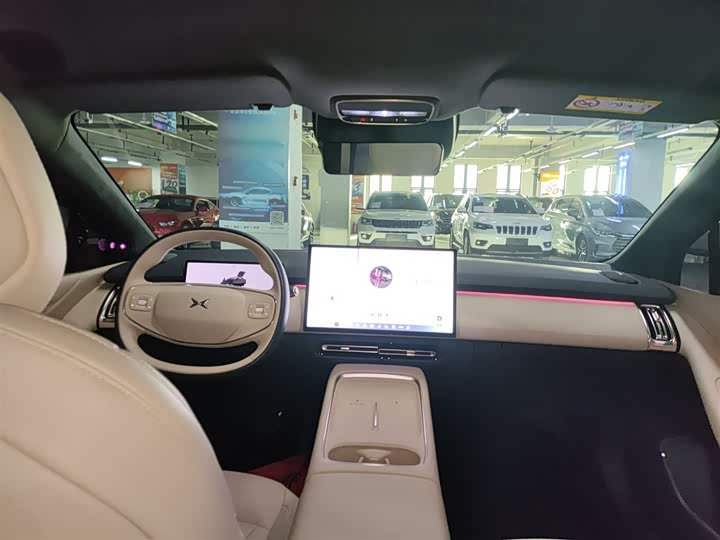 Фото 10 - XPeng F57