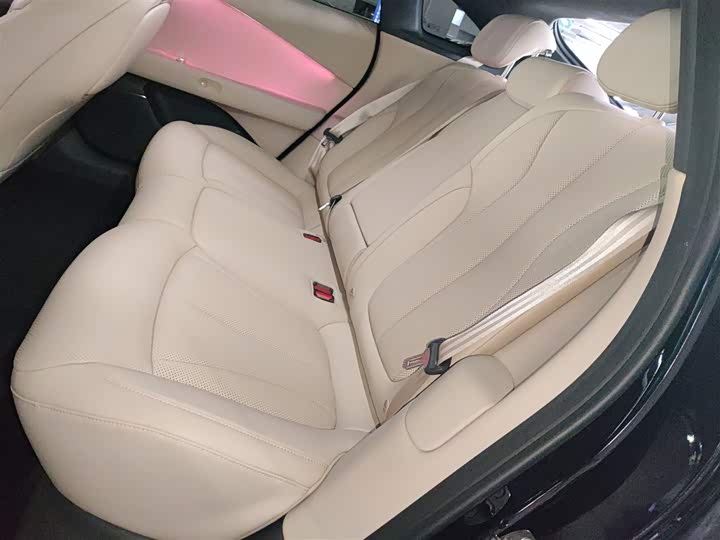 Фото 17 - XPeng F57