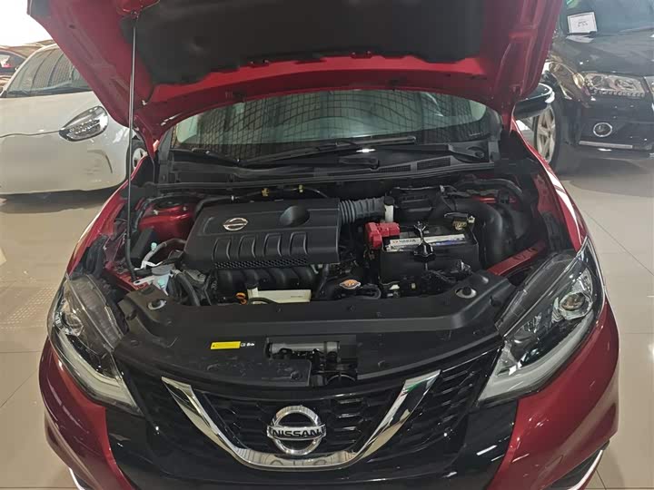 Фото 20 - Nissan Tiida