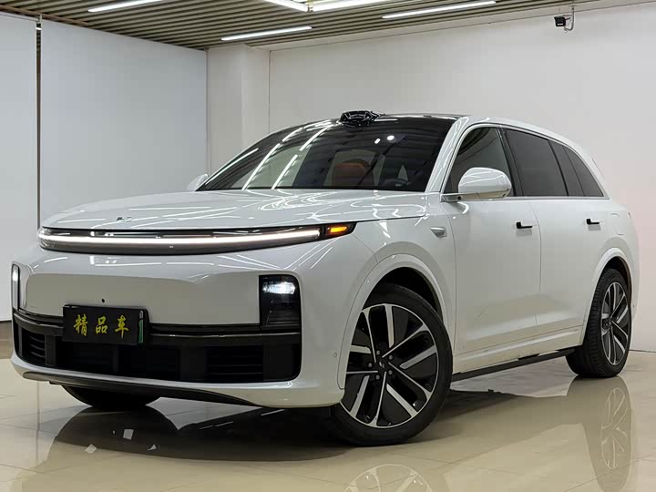 Фото 1 - LiXiang L7