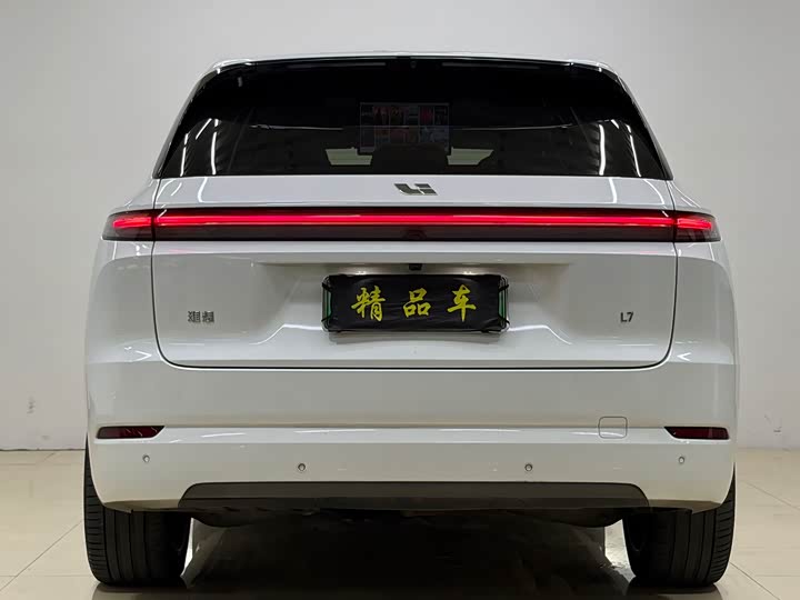 Фото 8 - LiXiang L7