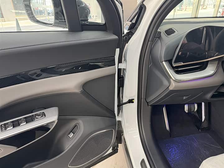 Фото 5 - Hongqi EHS7 (Tiangong 08)