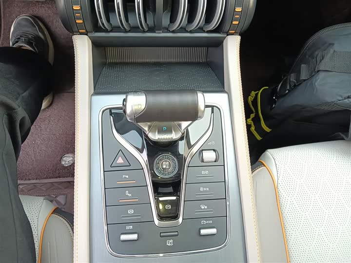 Фото 13 - BYD Yuan Plus