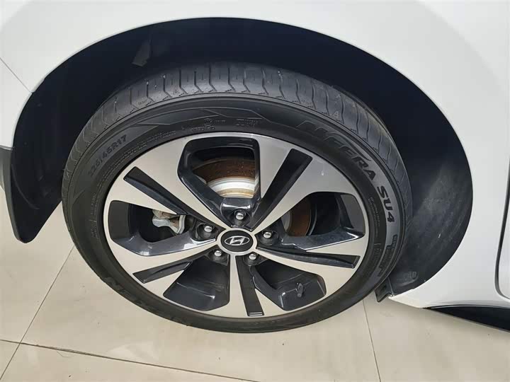 Фото 26 - Hyundai Lafesta