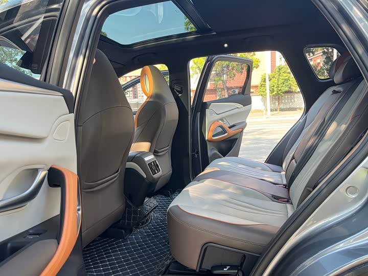 Фото 8 - BYD Song Pro Hybrid