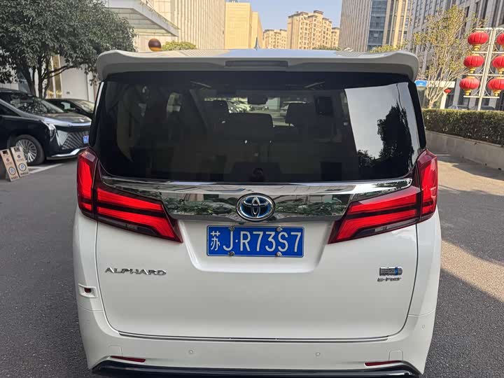 Фото 6 - Toyota Alphard
