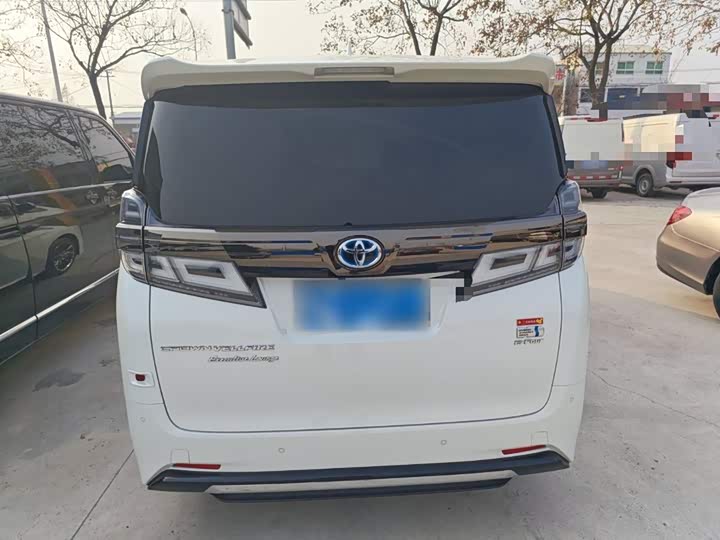 Фото 6 - Toyota Vellfire
