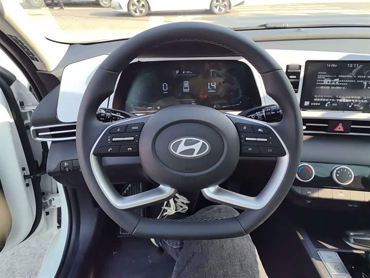 Фото 6 - Hyundai Elantra N line