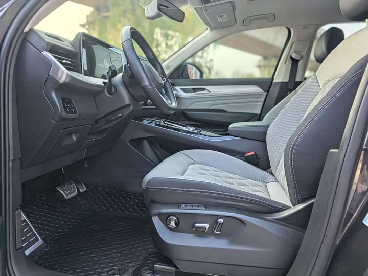 Фото 4 - Volkswagen Tavendor