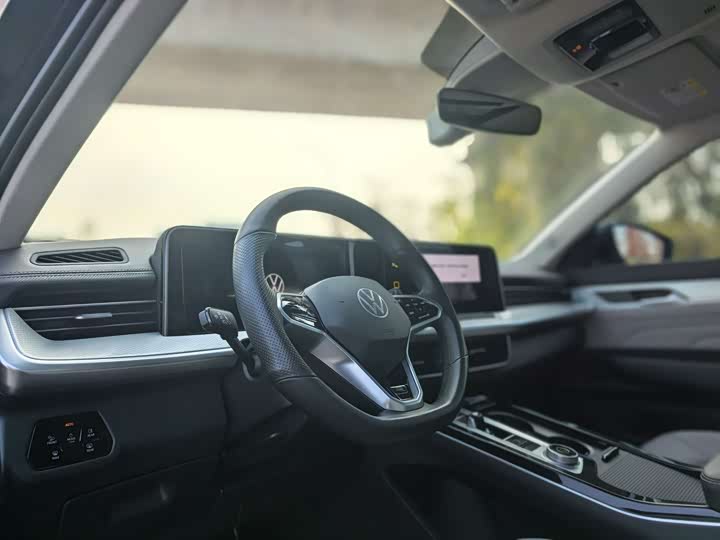 Фото 5 - Volkswagen Tavendor