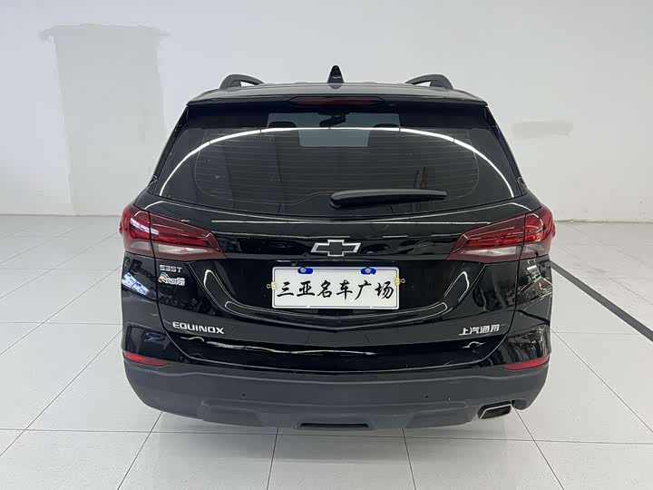 Фото 5 - Chevrolet Equinox