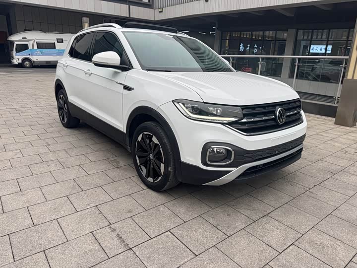 Фото 3 - Volkswagen Tacqua