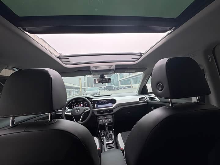 Фото 7 - Volkswagen Tacqua