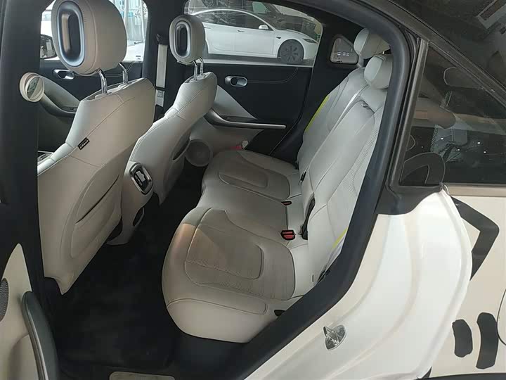 Фото 17 - Smart #1