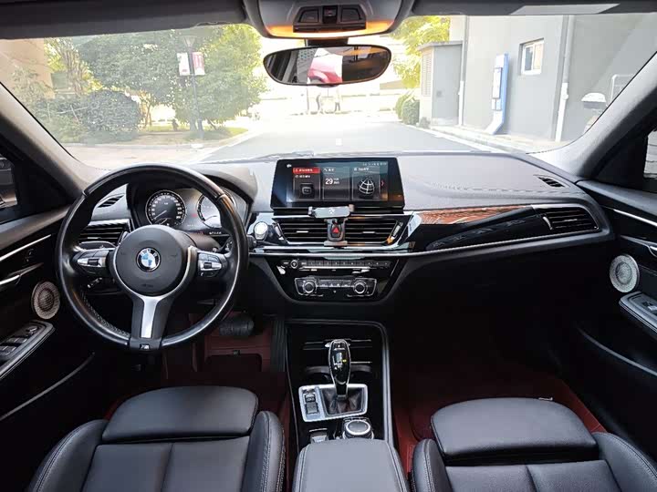 Фото 12 - BMW 1 Series