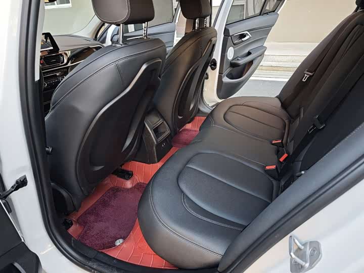 Фото 8 - BMW 1 Series