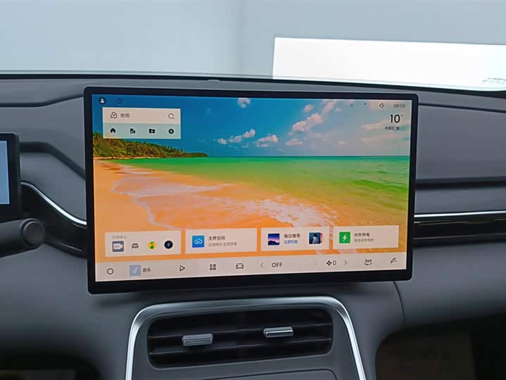 Фото 13 - Geely Galaxy L6