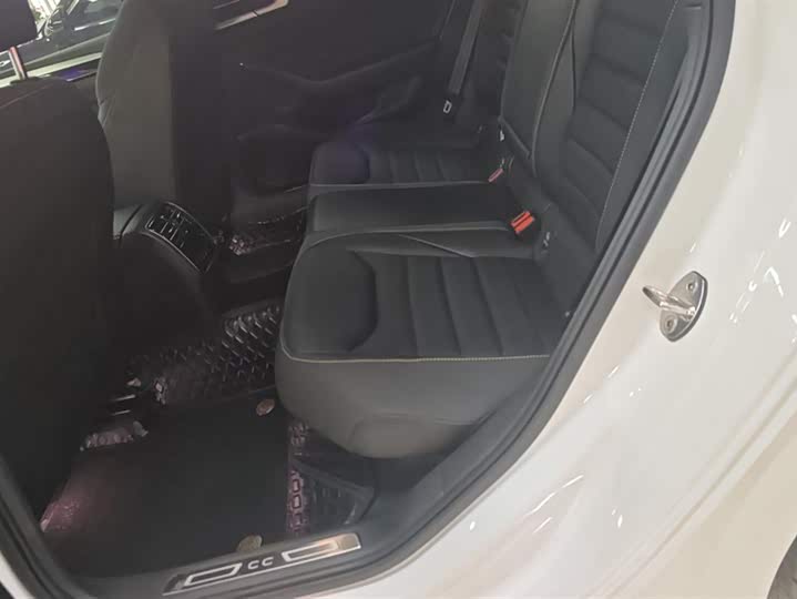 Фото 11 - Volkswagen CC