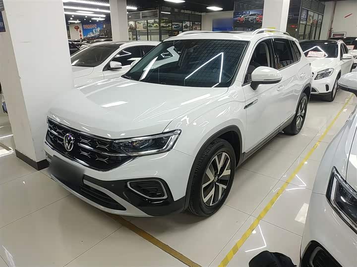 Фото 1 - Volkswagen Tayron