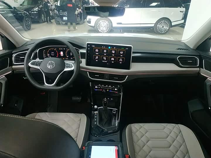 Фото 10 - Volkswagen Tayron