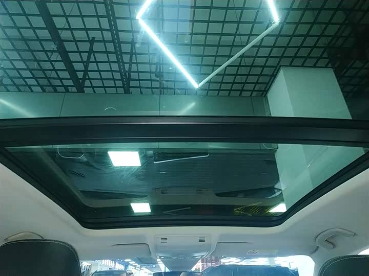 Фото 18 - Volkswagen Tayron