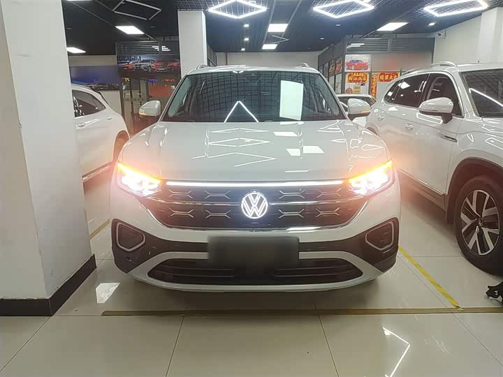 Фото 3 - Volkswagen Tayron