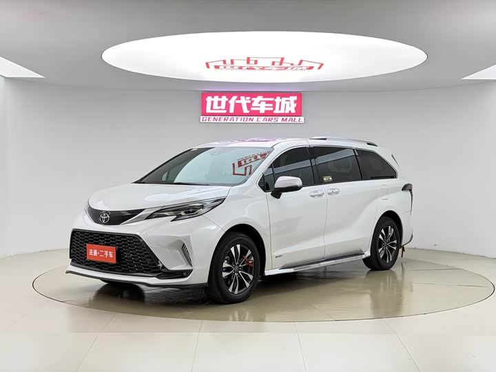 Фото 1 - Toyota Granvia