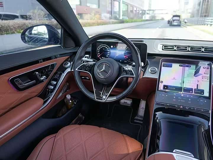 Фото 3 - Mercedes-Benz Maybach S-Class