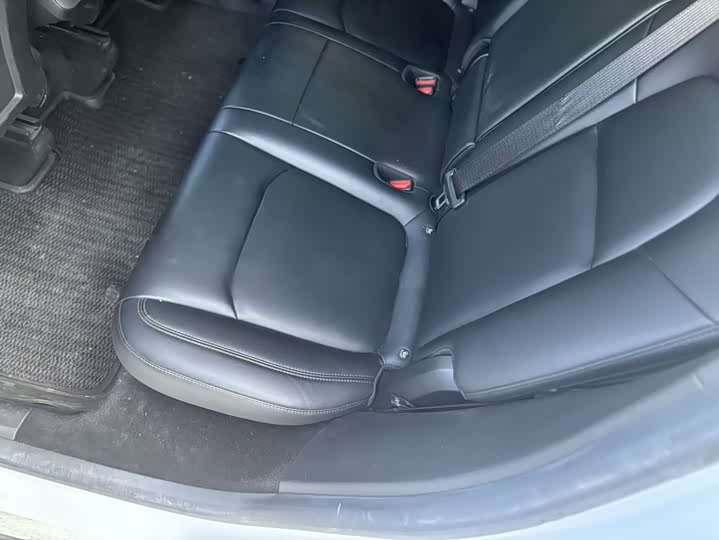 Фото 4 - Tesla Model Y