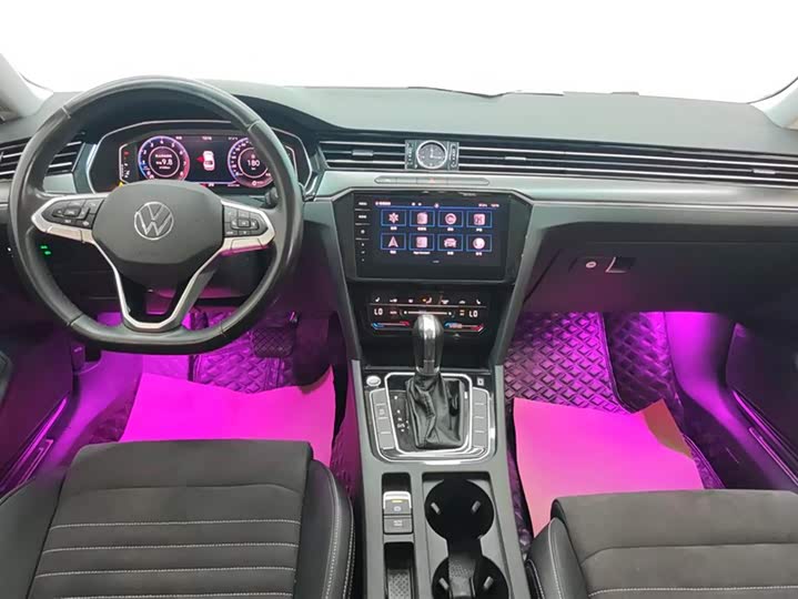 Фото 12 - Volkswagen Magotan