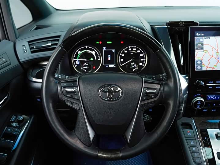 Фото 7 - Toyota Vellfire