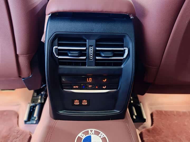 Фото 12 - BMW 3 Series