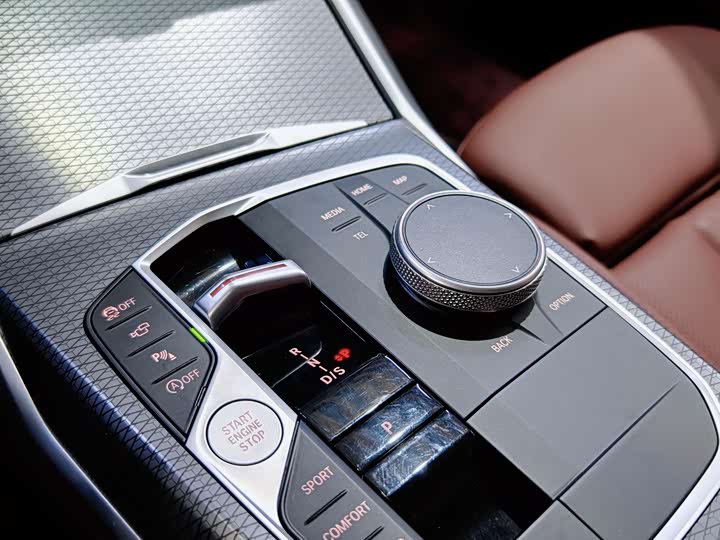 Фото 14 - BMW 3 Series