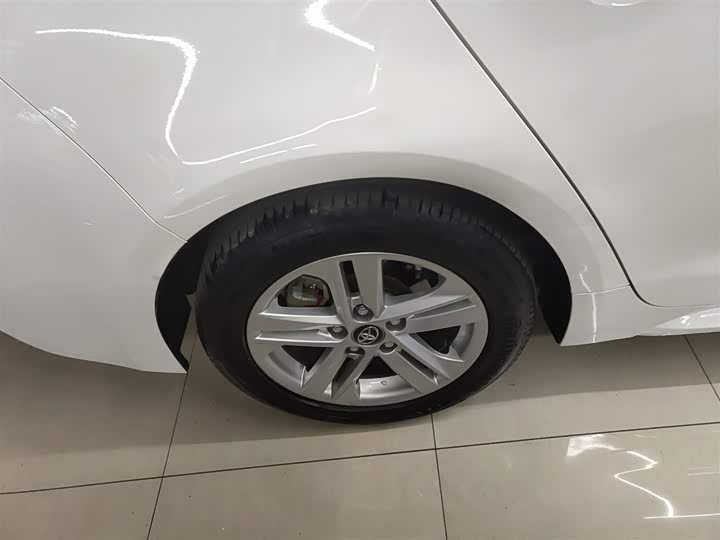 Фото 26 - Toyota Levin