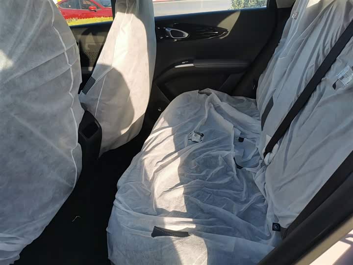 Фото 17 - Geely Galaxy Geome