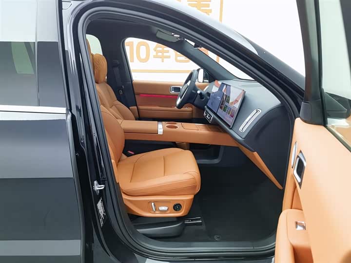 Фото 23 - LiXiang L6